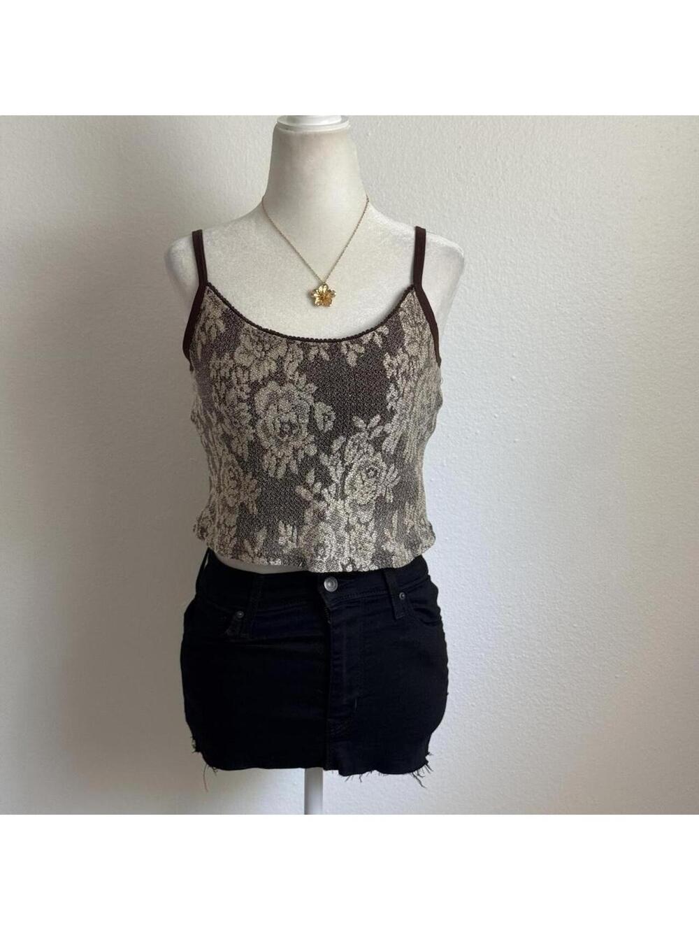 ੈ✩‧₊˚y2k cropped floral lace tank top